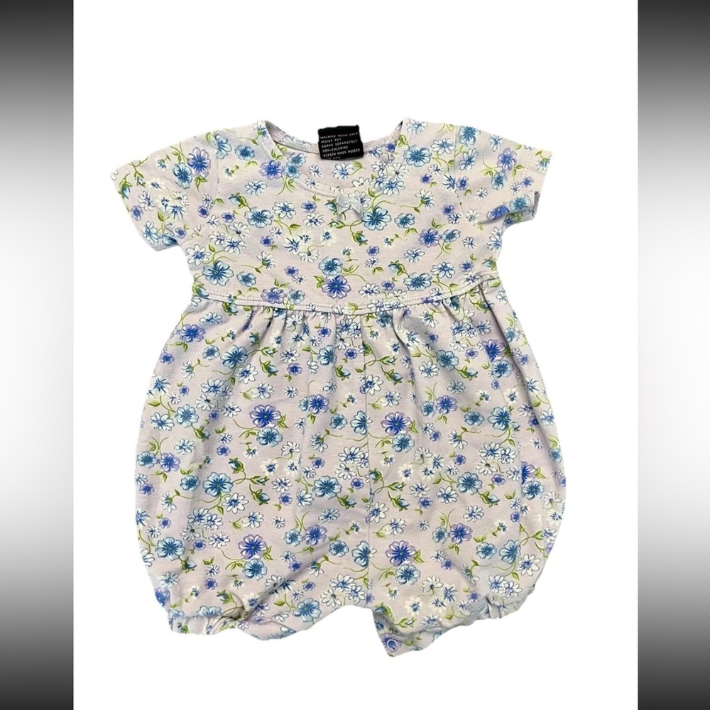 Children’s Place lavender floral bubble, size 6-9m, EUC, snaps at bottom-Vintage